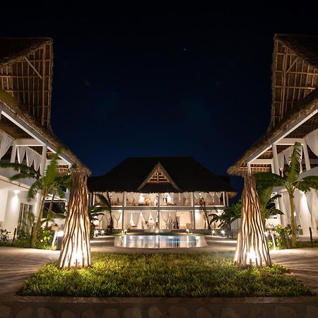 Rafiki Tamu Residential Resort Ватаму Екстериор снимка