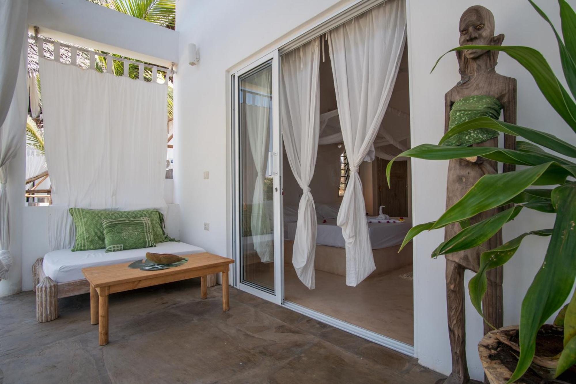 Rafiki Tamu Residential Resort Ватаму Екстериор снимка
