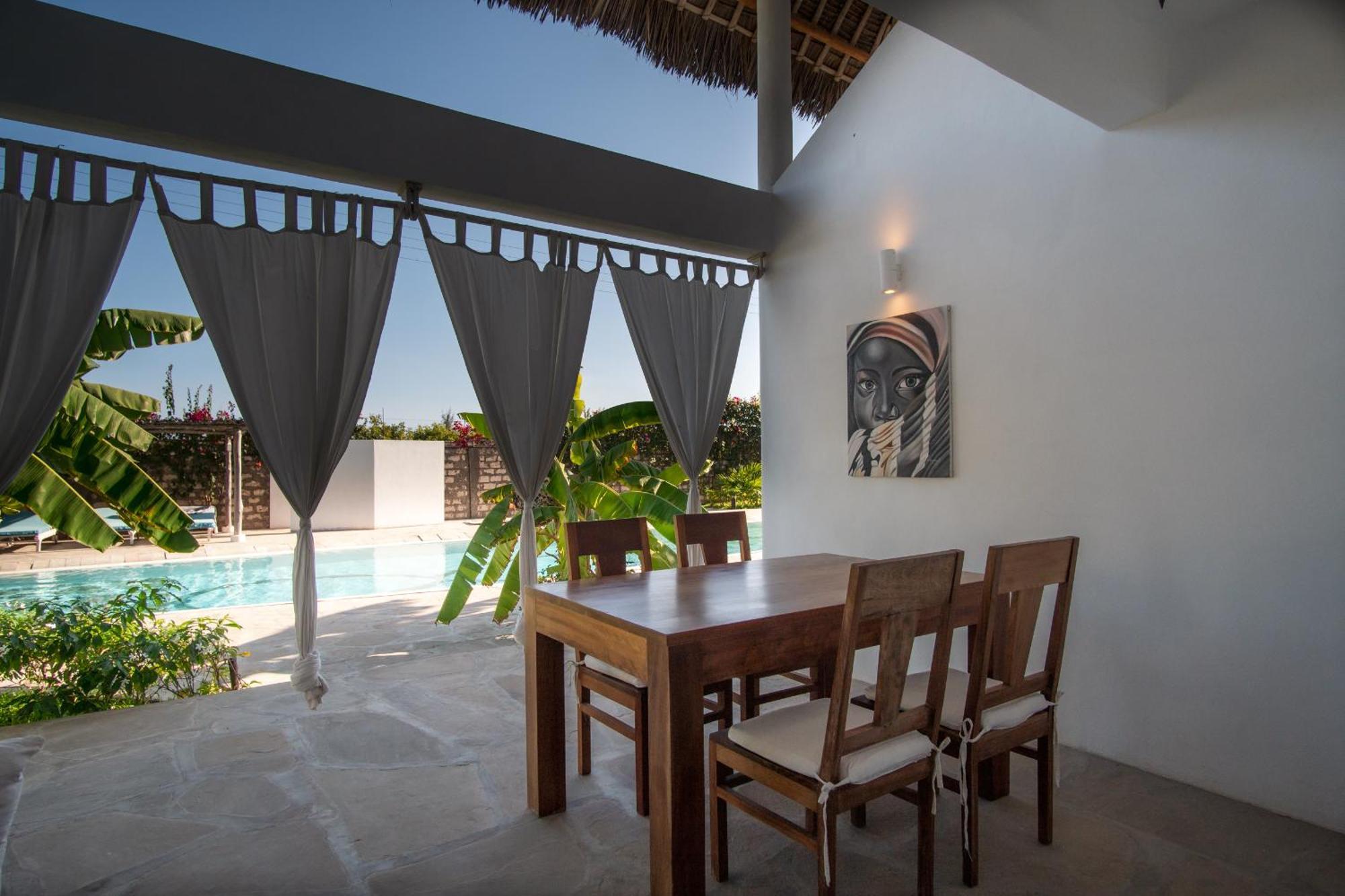 Rafiki Tamu Residential Resort Ватаму Екстериор снимка